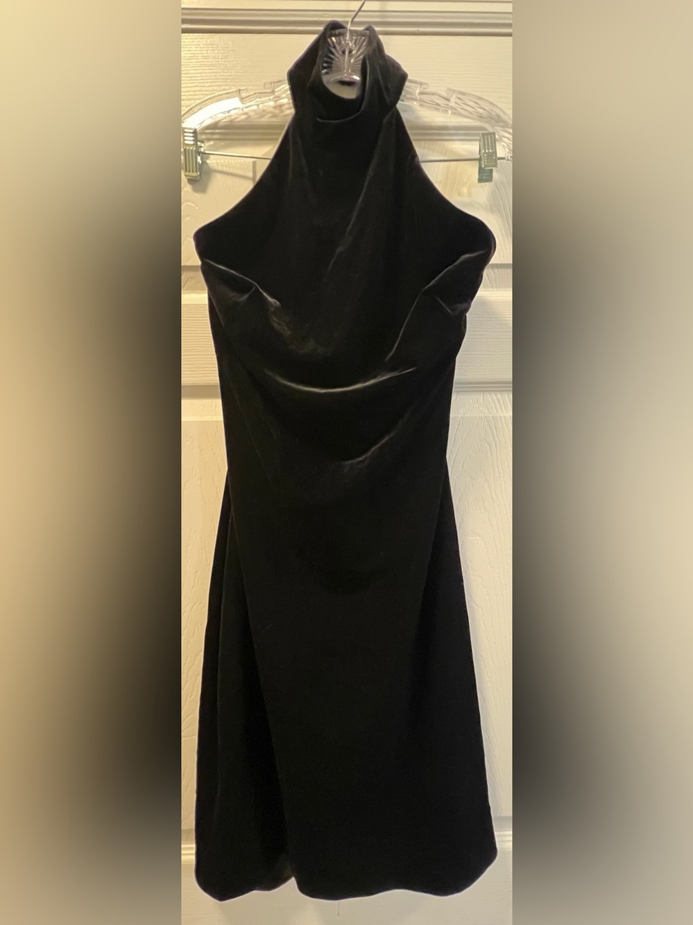 Lauren Ralph Lauren Black Velvet Mock Neck Halter Cocktail Dress, size 8.